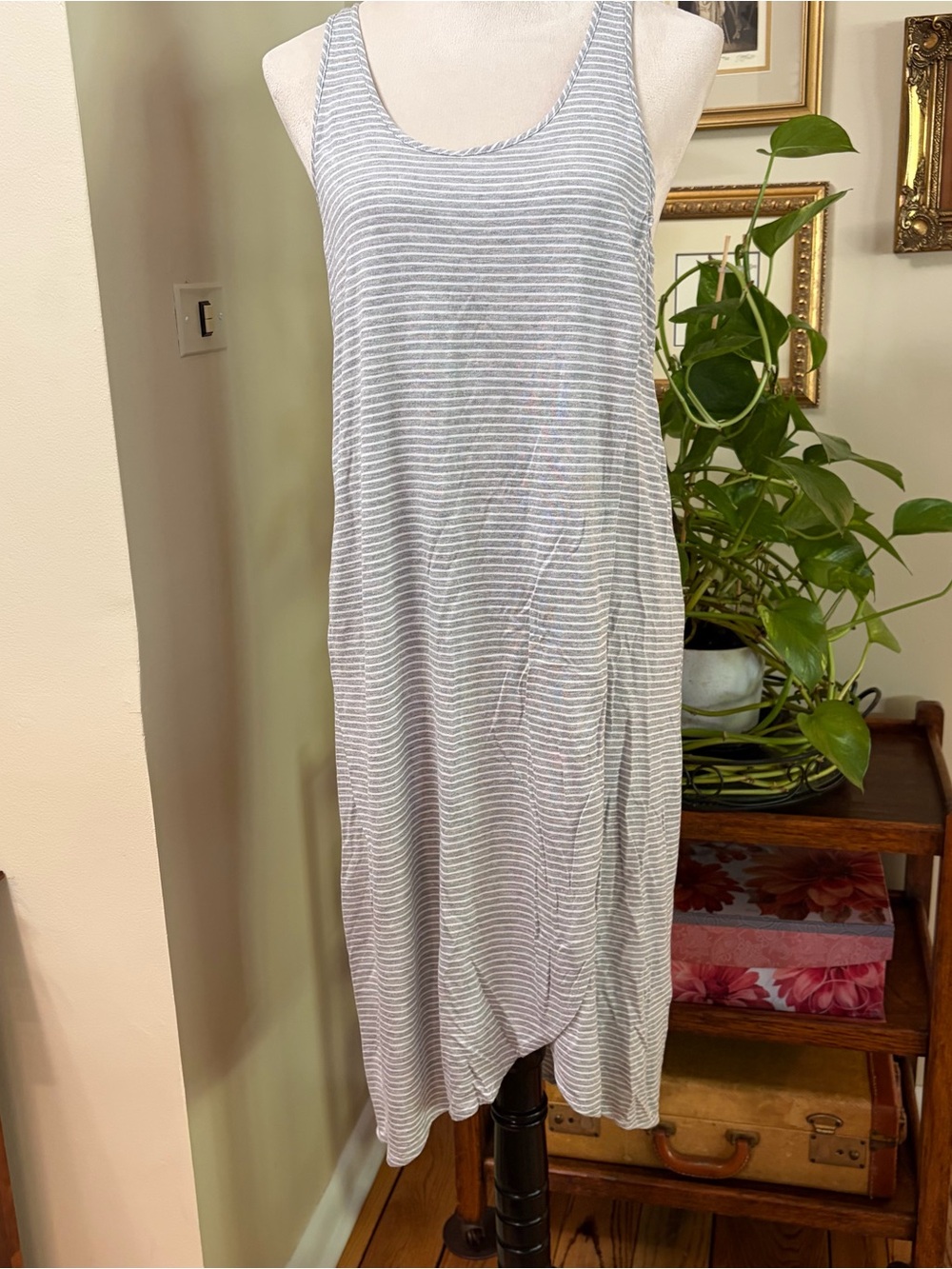 GAP SzMed Sleeveless Striped Tank faux wrap Dress in Light Gray and White
